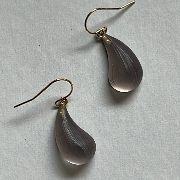 Alexis Bittar Rose Grey Lucite Dewdrop Earrings with Pouch! - Picture 5 of 11